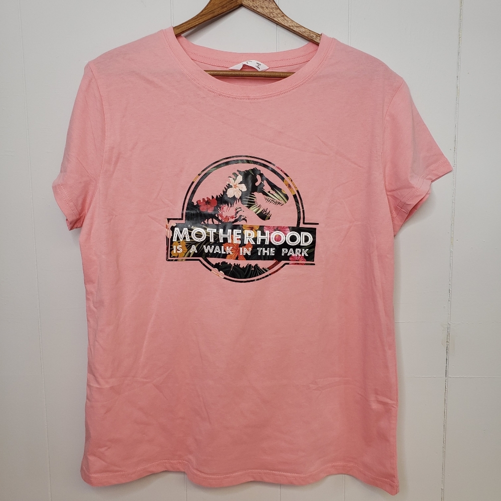 Dinosaur Printed Motherhood is a walk in the park Graphic Tee Size Large